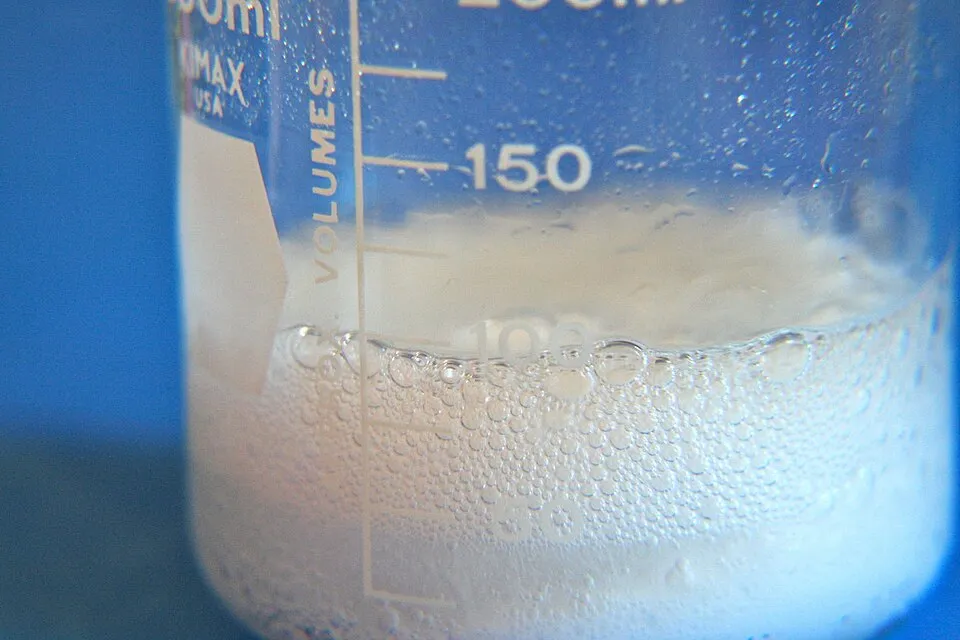 Baking soda reacting with vinegar