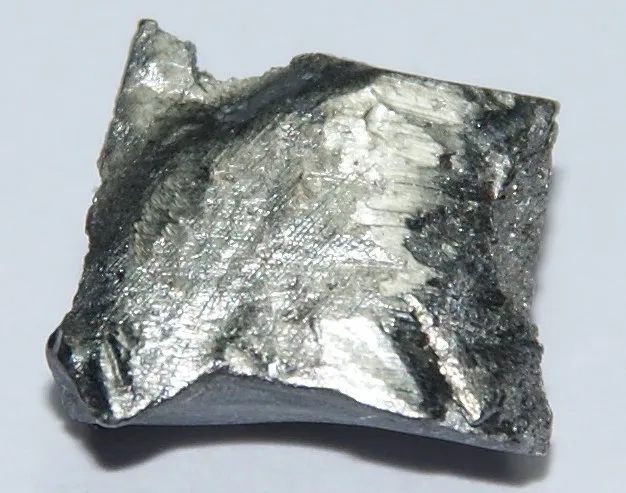 Terbium metal